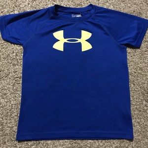 Boys Under armor shirt